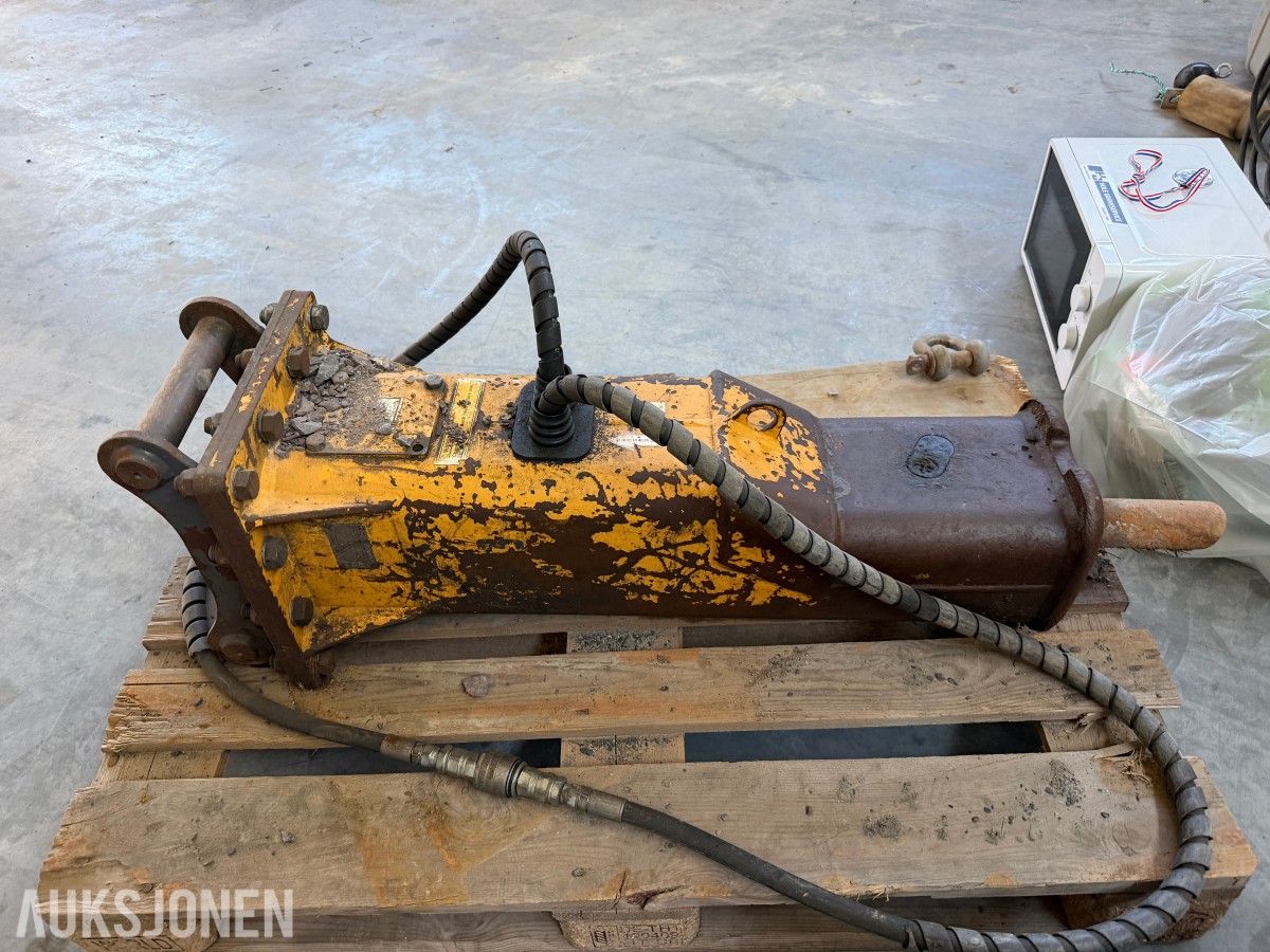 Volvo Pigghammer for gravemaskin