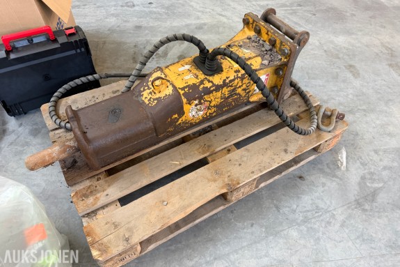 Volvo Pigghammer for gravemaskin