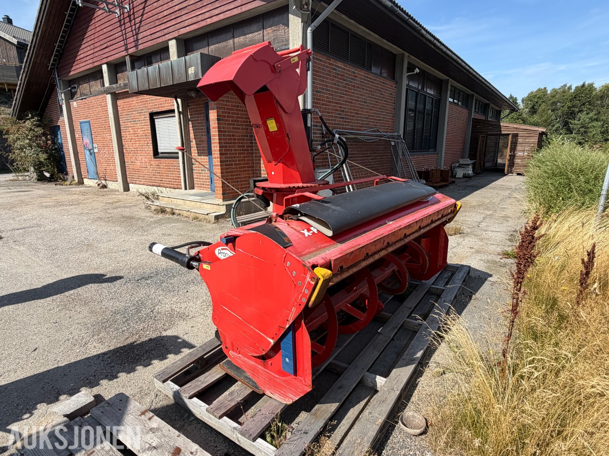 2016 PRONOVOST PXPL-92-220CM TO-TRINNS SNØFRES MED PTO- OG HYDRAULISK DRIFT