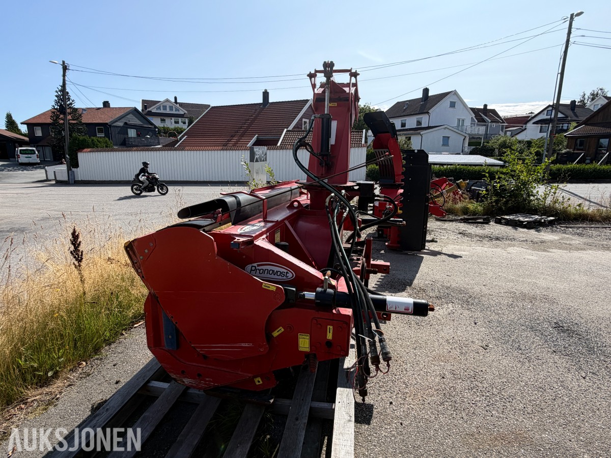 2016 PRONOVOST PXPL-92-220CM TO-TRINNS SNØFRES MED PTO- OG HYDRAULISK DRIFT
