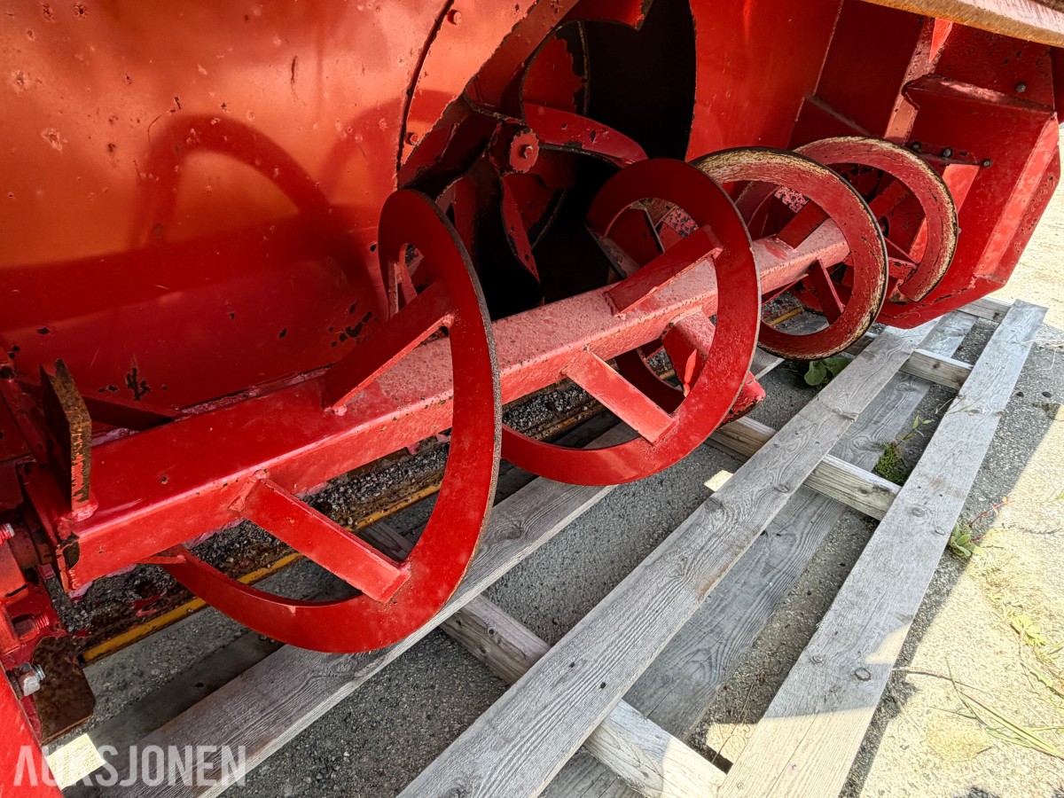 2016 PRONOVOST PXPL-92-220CM TO-TRINNS SNØFRES MED PTO- OG HYDRAULISK DRIFT
