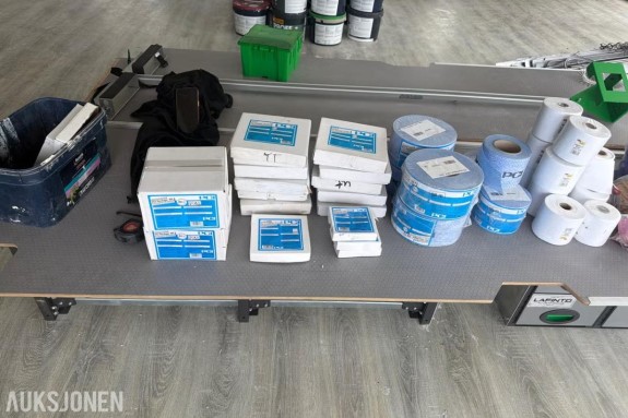 Diverse PCI produkter til bad flisarbeid