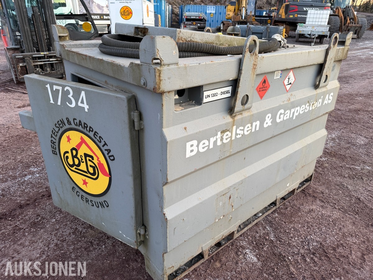 2014 dieseltank 1000 liter