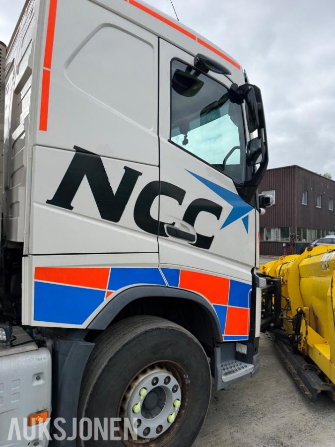 2018 Volvo FH540 krokbil, komplett brøyterigget