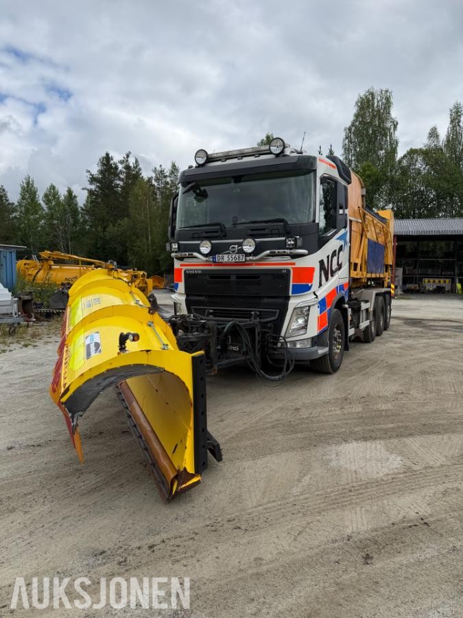 2018 Volvo FH540 krokbil, komplett brøyterigget