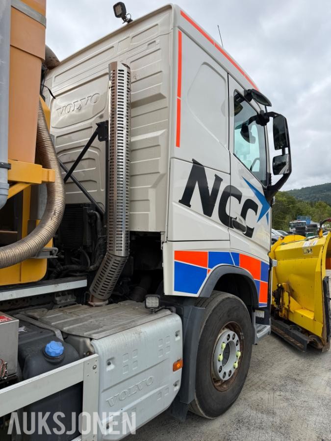 2018 Volvo FH540 krokbil, komplett brøyterigget