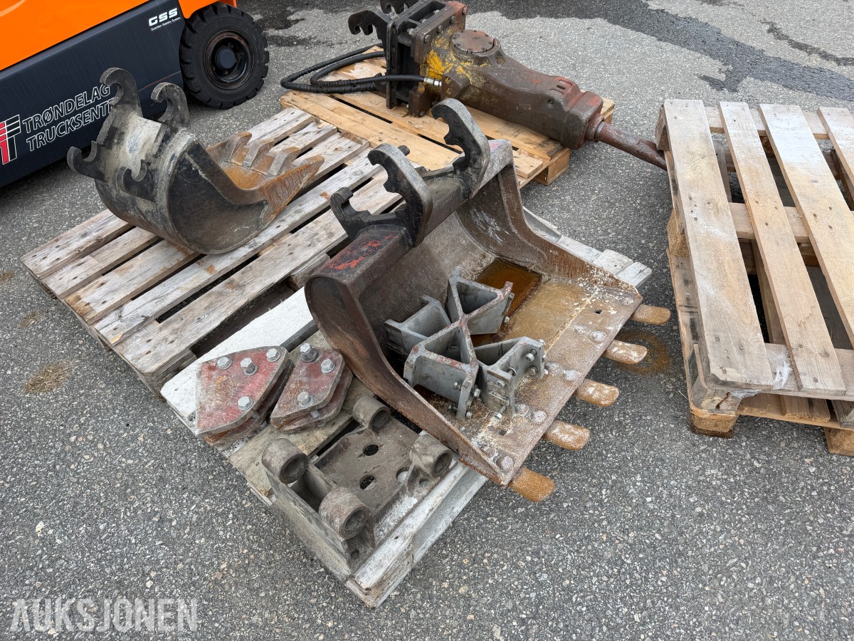 Rivningsrobot Brokk 150C med mye utstyr