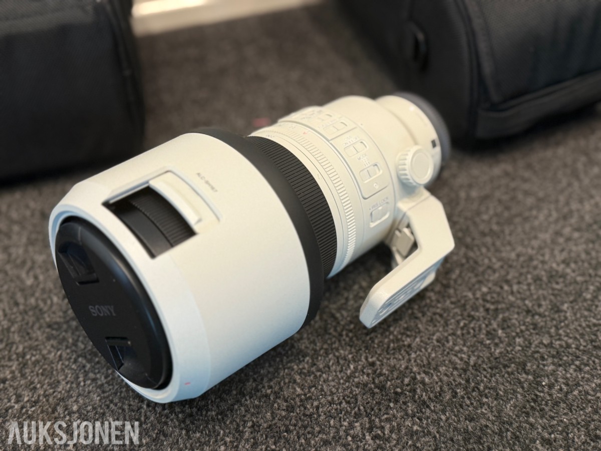 Sony α7R V kamerapakke med fire G Master-objektiver og kamerasekk