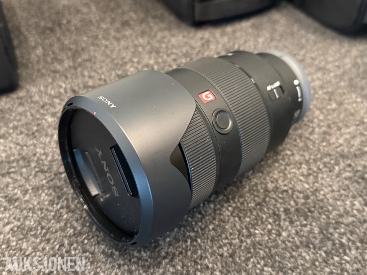 Sony α7R V kamerapakke med fire G Master-objektiver og kamerasekk