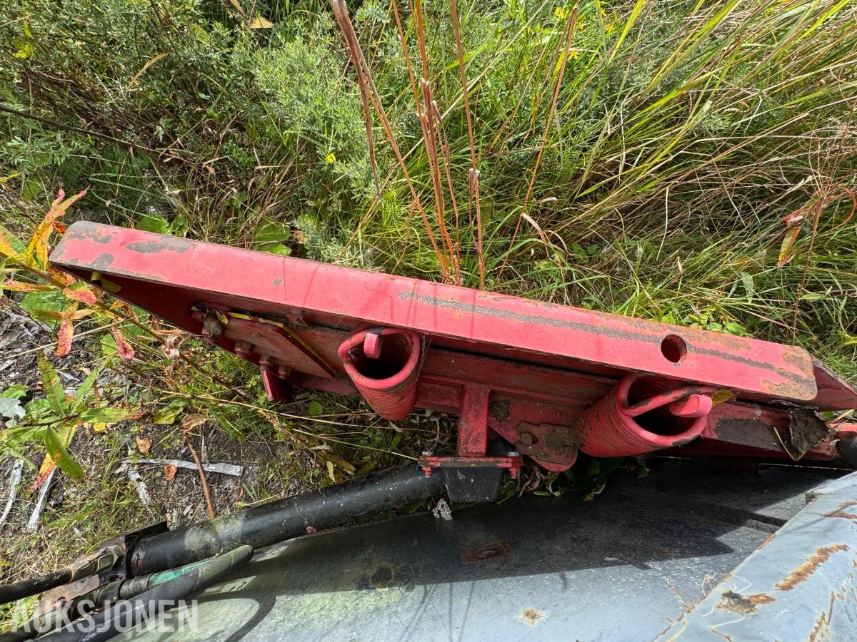 2006 Multiskopan hjullasterskuffe med hydrauliske kantvinger