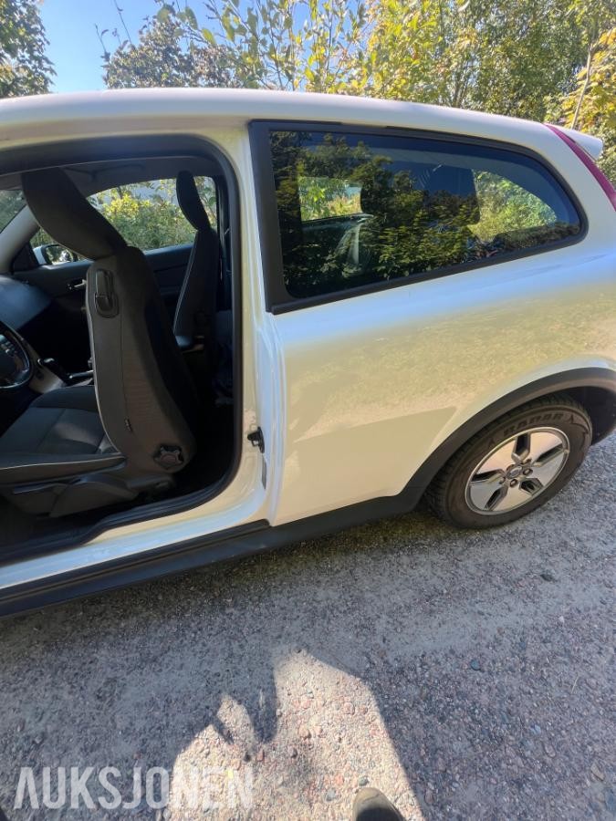 2009 Volvo C30 1.6 Diesel 109hk Cruisekontroll, EU ok til 03.2028