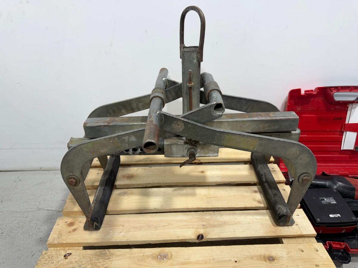 Hilti WSR 22-A bajonettsag med batteri, lader og løfteklype