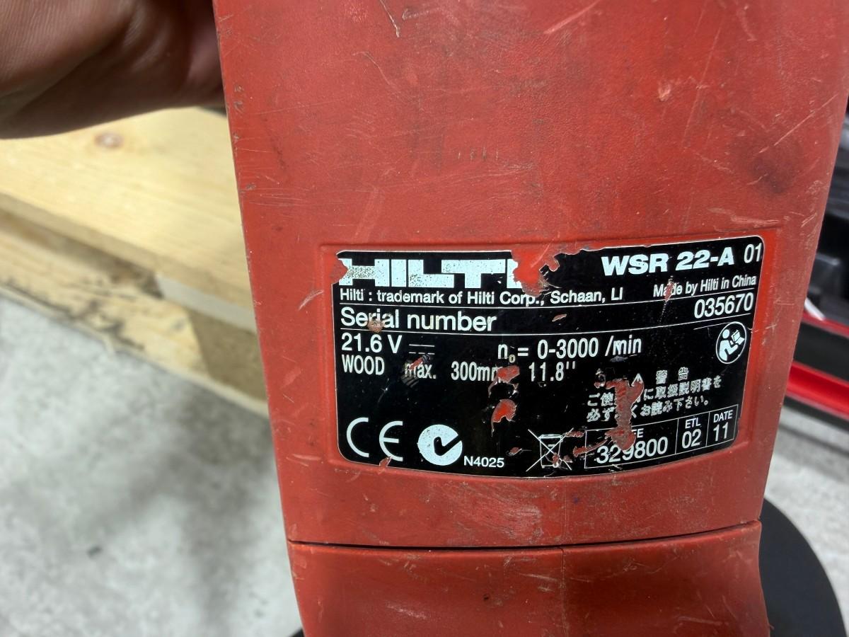 Hilti WSR 22-A bajonettsag med batteri, lader og løfteklype