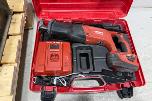 Hilti WSR 22-A bajonettsag med batteri, lader og løfteklype