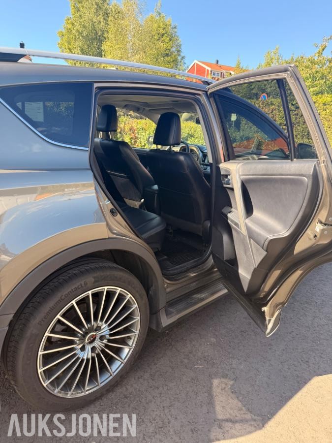 2013 Toyota RAV4 2.2 Diesel 150hk 4WD Automat, Skinnseter, Hengerfeste