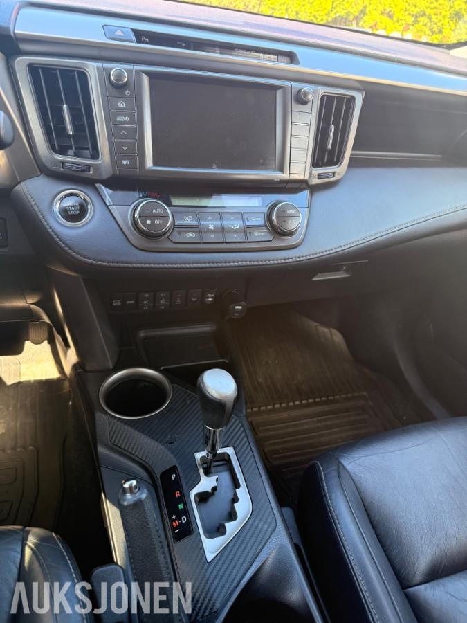 2013 Toyota RAV4 2.2 Diesel 150hk 4WD Automat, Skinnseter, Hengerfeste