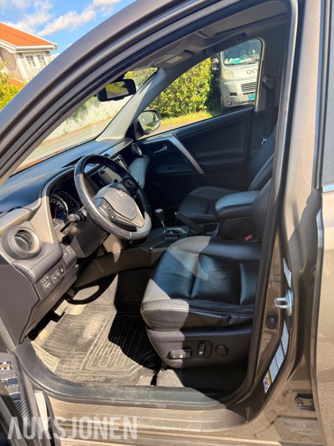 2013 Toyota RAV4 2.2 Diesel 150hk 4WD Automat, Skinnseter, Hengerfeste