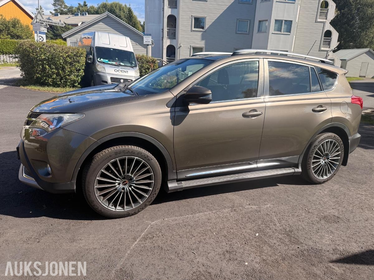 2013 Toyota RAV4 2.2 Diesel 150hk 4WD Automat, Skinnseter, Hengerfeste