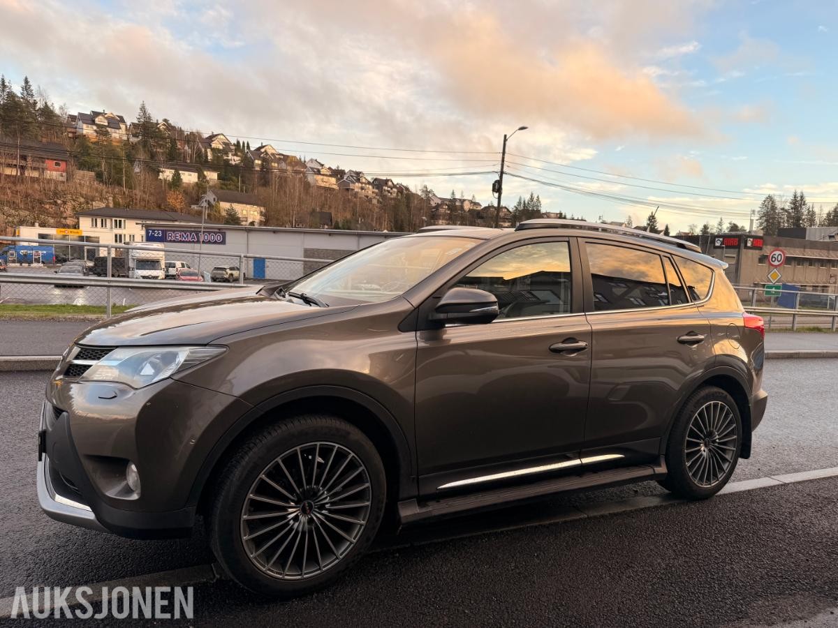 2013 Toyota RAV4 2.2 Diesel 150hk 4WD Automat, Skinnseter, Hengerfeste