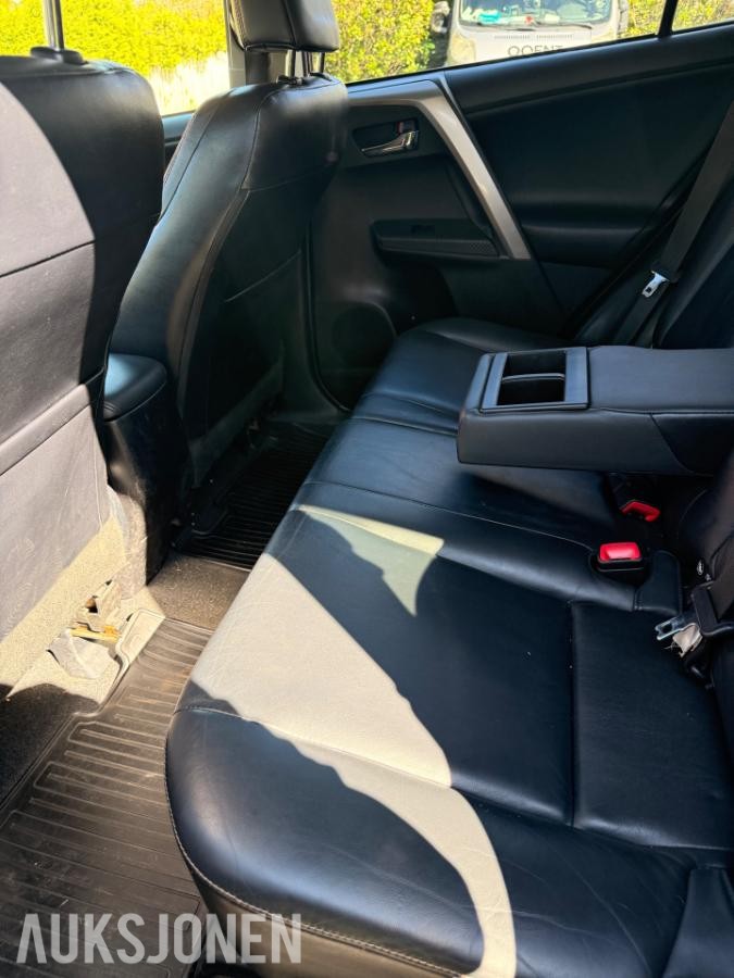 2013 Toyota RAV4 2.2 Diesel 150hk 4WD Automat, Skinnseter, Hengerfeste