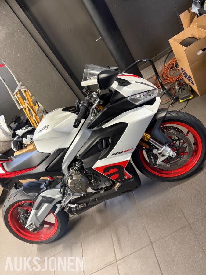 2024 Aprilia RS660
