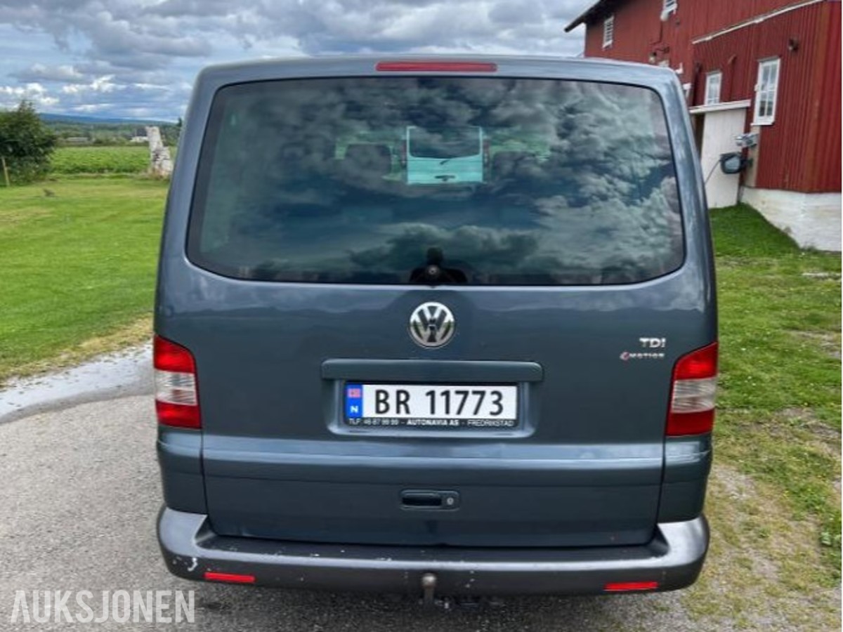 2005 Volkswagen Multivan 2.5 Diesel 4MOTION, 7 seter, Skinninteriør, S+V dekk