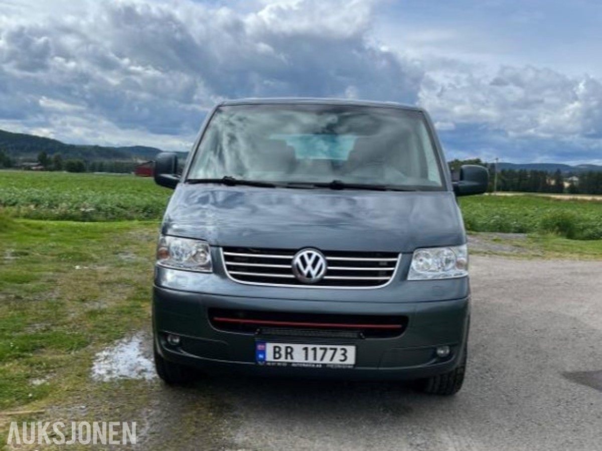 2005 Volkswagen Multivan 2.5 Diesel 4MOTION, 7 seter, Skinninteriør, S+V dekk
