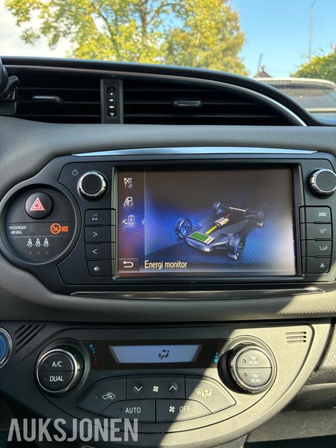 2016 Toyota Yaris 1.5 73hk 74500km, Automat, Cruisekontroll, Ryggekamera