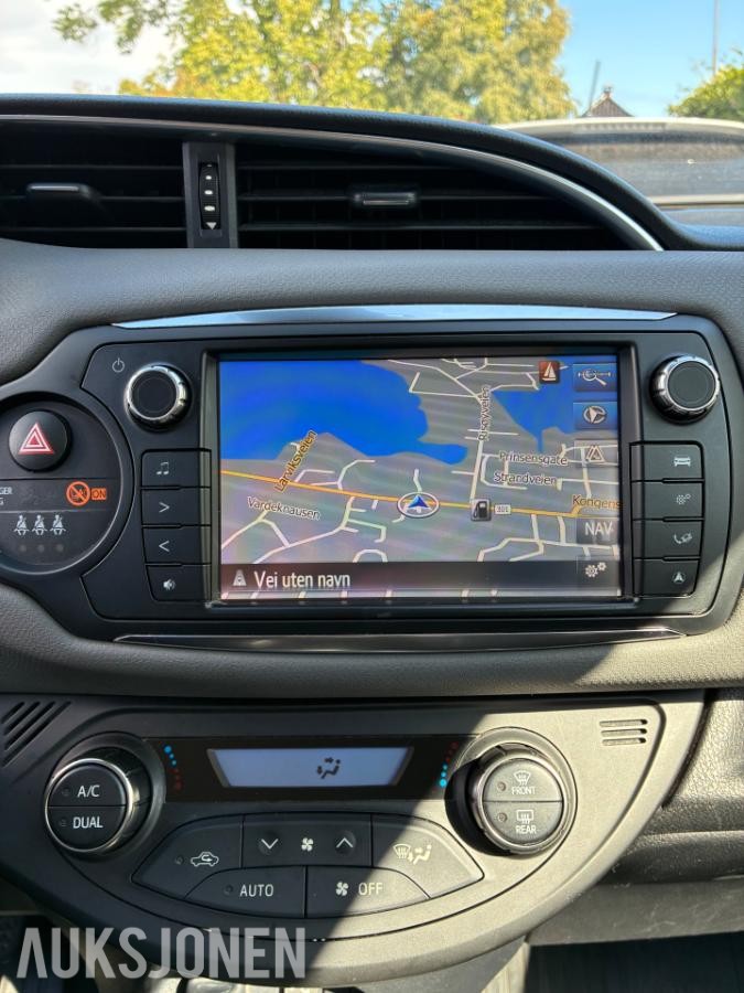 2016 Toyota Yaris 1.5 73hk 74500km, Automat, Cruisekontroll, Ryggekamera