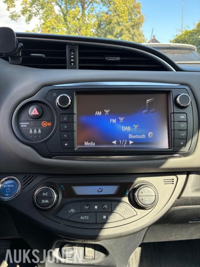 2016 Toyota Yaris 1.5 73hk 74500km, Automat, Cruisekontroll, Ryggekamera