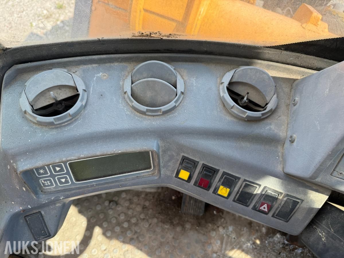 1995 Volvo L70B HJULLASTER - SKUFF - REP.OBJEKT.