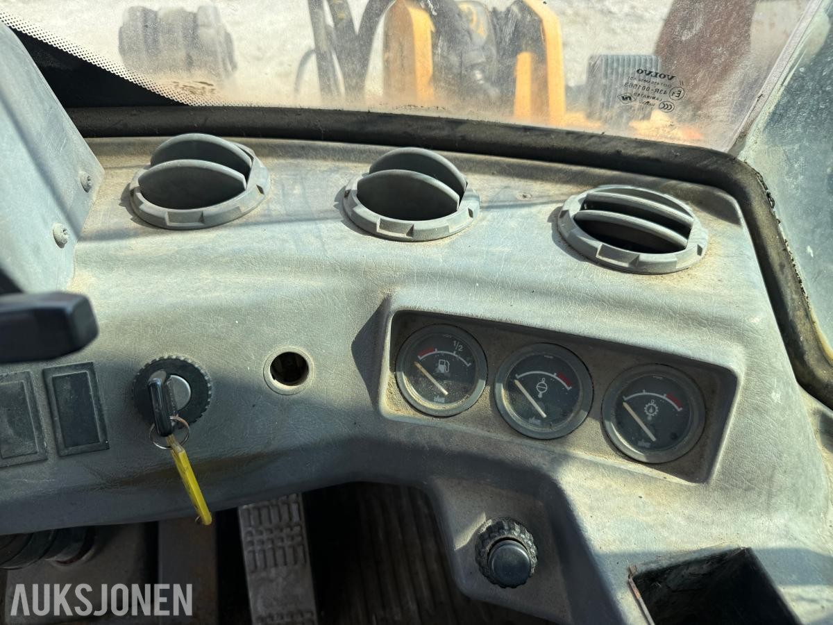 1995 Volvo L70B HJULLASTER - SKUFF - REP.OBJEKT.