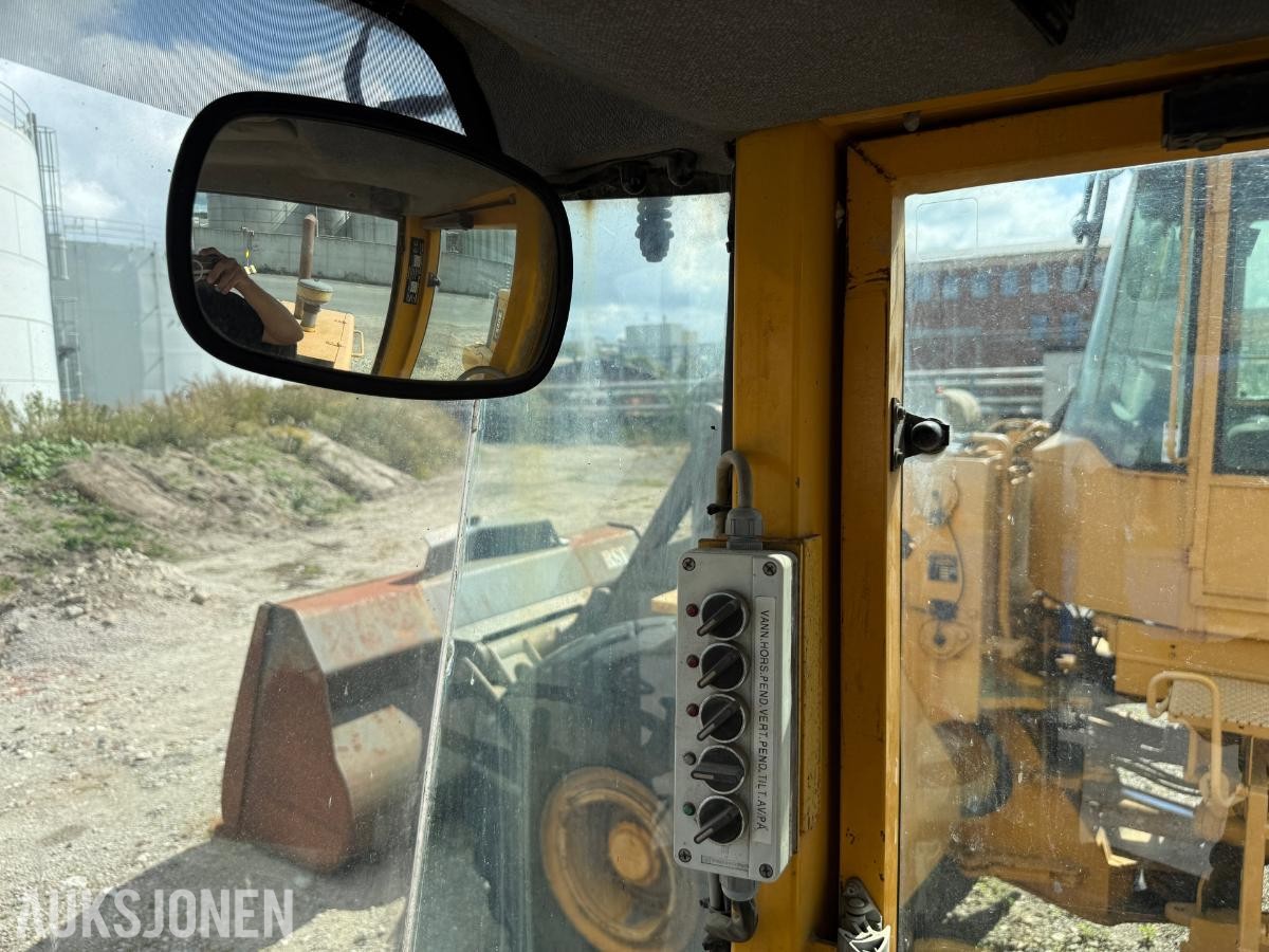 1995 Volvo L70B HJULLASTER - SKUFF - REP.OBJEKT.