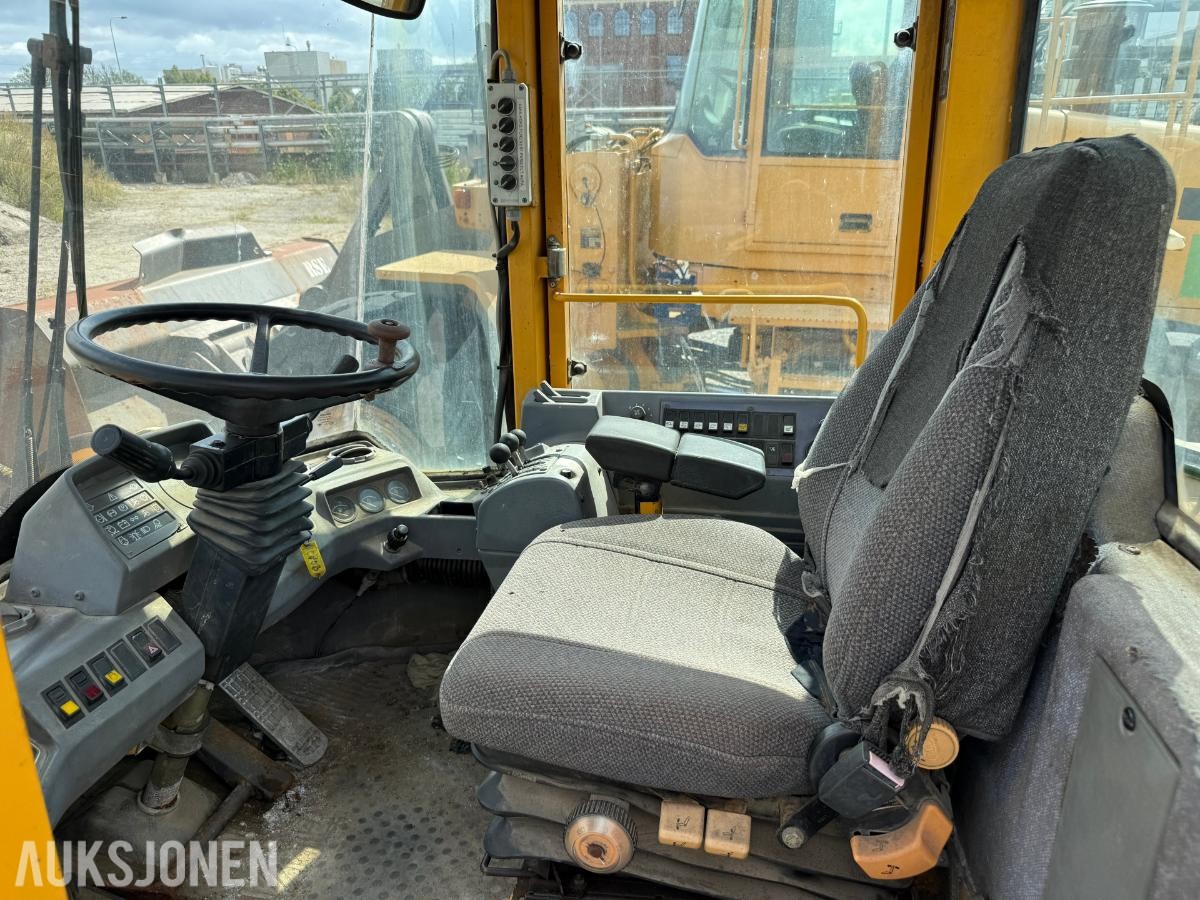 1995 Volvo L70B HJULLASTER - SKUFF - REP.OBJEKT.