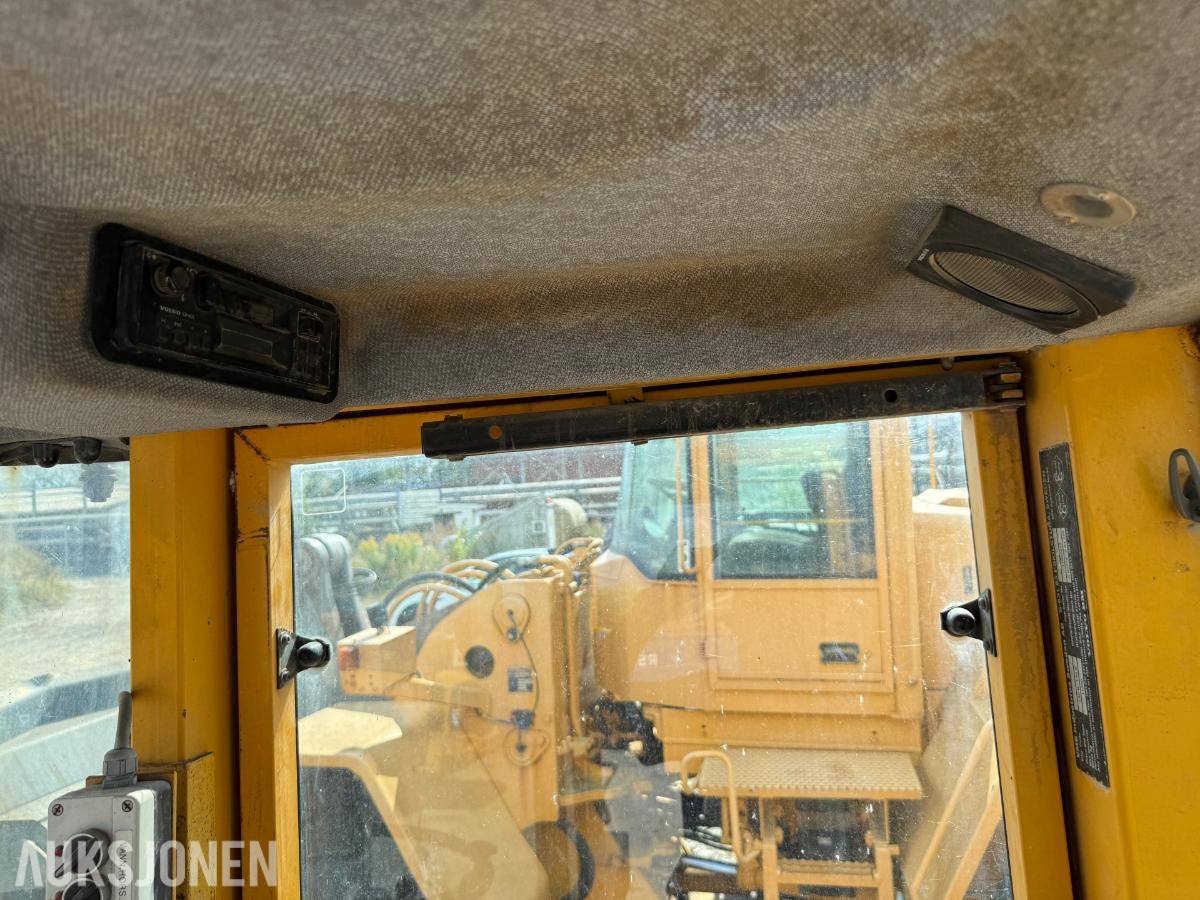 1995 Volvo L70B HJULLASTER - SKUFF - REP.OBJEKT.
