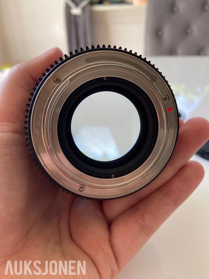 Samyang Cine 24mm 1,5 og 100mm 3.1 macro EF