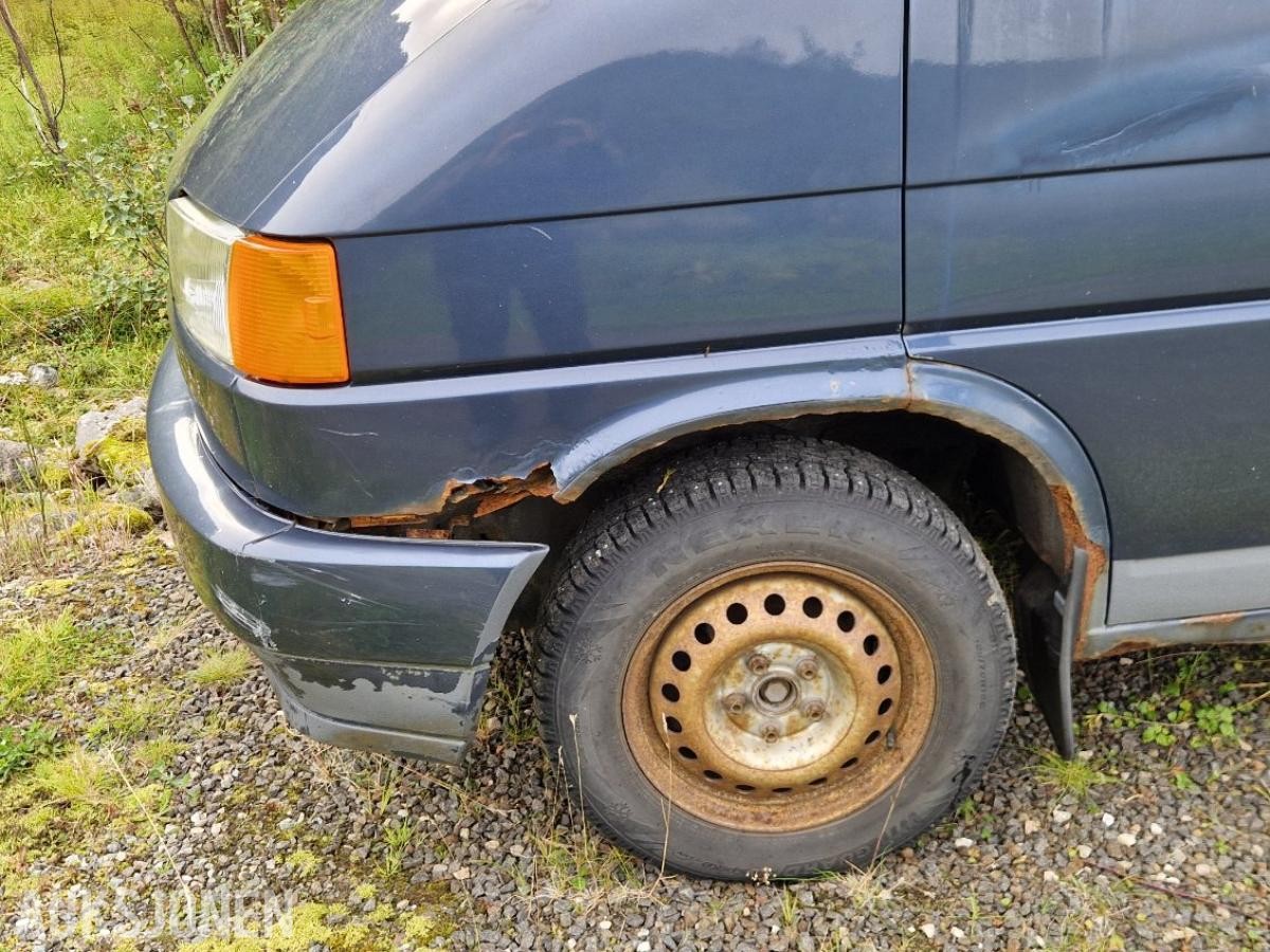 1995 Volkswagen Caravelle 2.4 77hk  SYNCRO s+v dekk