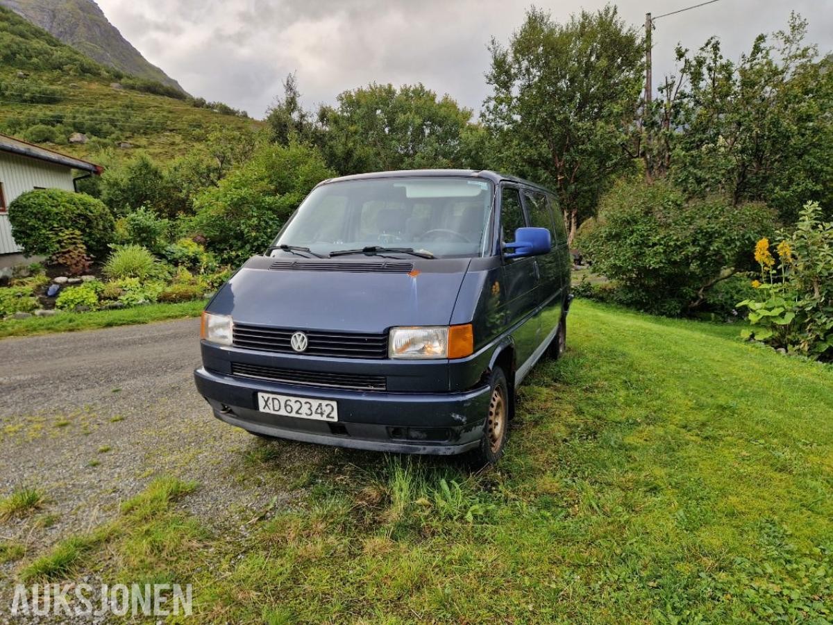 1995 Volkswagen Caravelle 2.4 77hk  SYNCRO s+v dekk