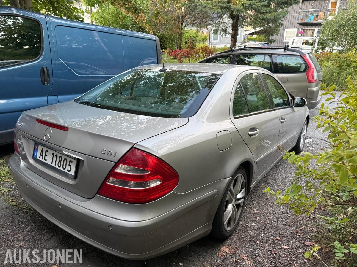 2004 Mercedes-Benz E-Klasse E 200 CDI 2.1 Diesel, Automatgir