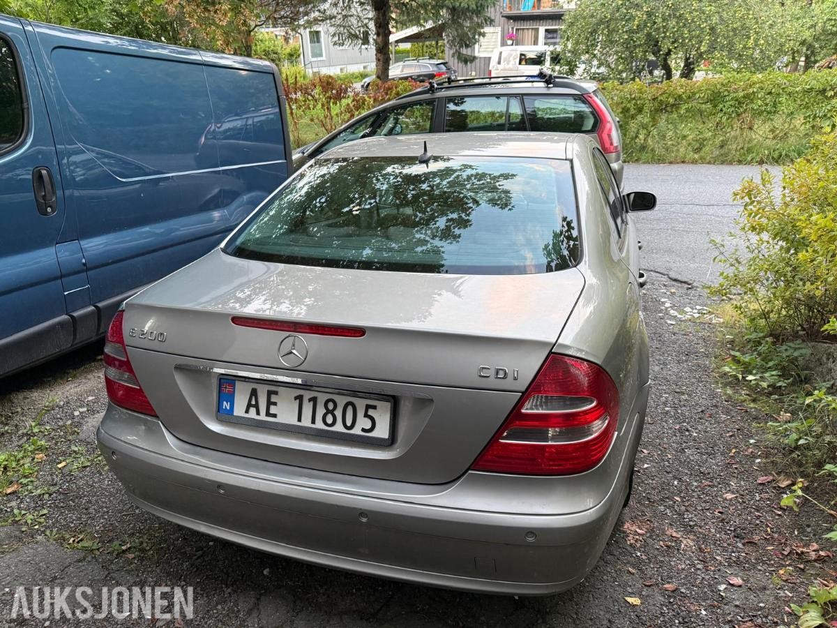 2004 Mercedes-Benz E-Klasse E 200 CDI 2.1 Diesel, Automatgir