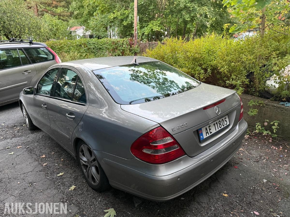 2004 Mercedes-Benz E-Klasse E 200 CDI 2.1 Diesel, Automatgir