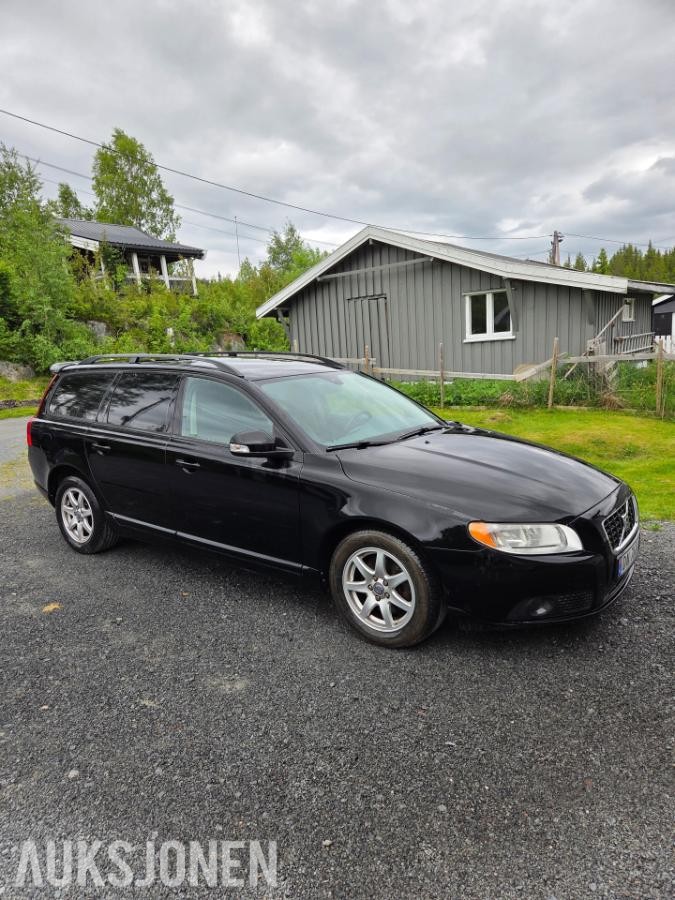 2008 Volvo V70 2.0 136hk cruisekontroll delskinn eu ok 02.2028