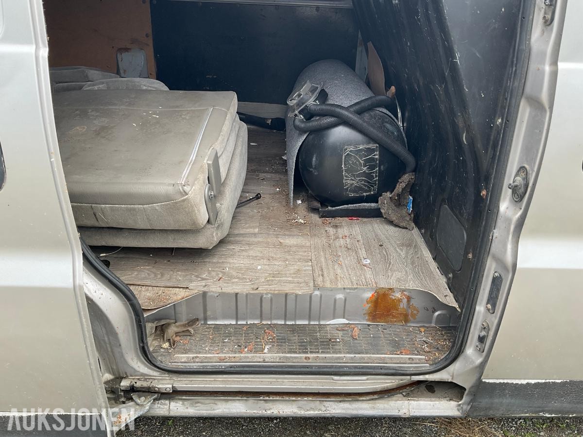 2000 Hyundai H 1 Bensin og Gassdrift