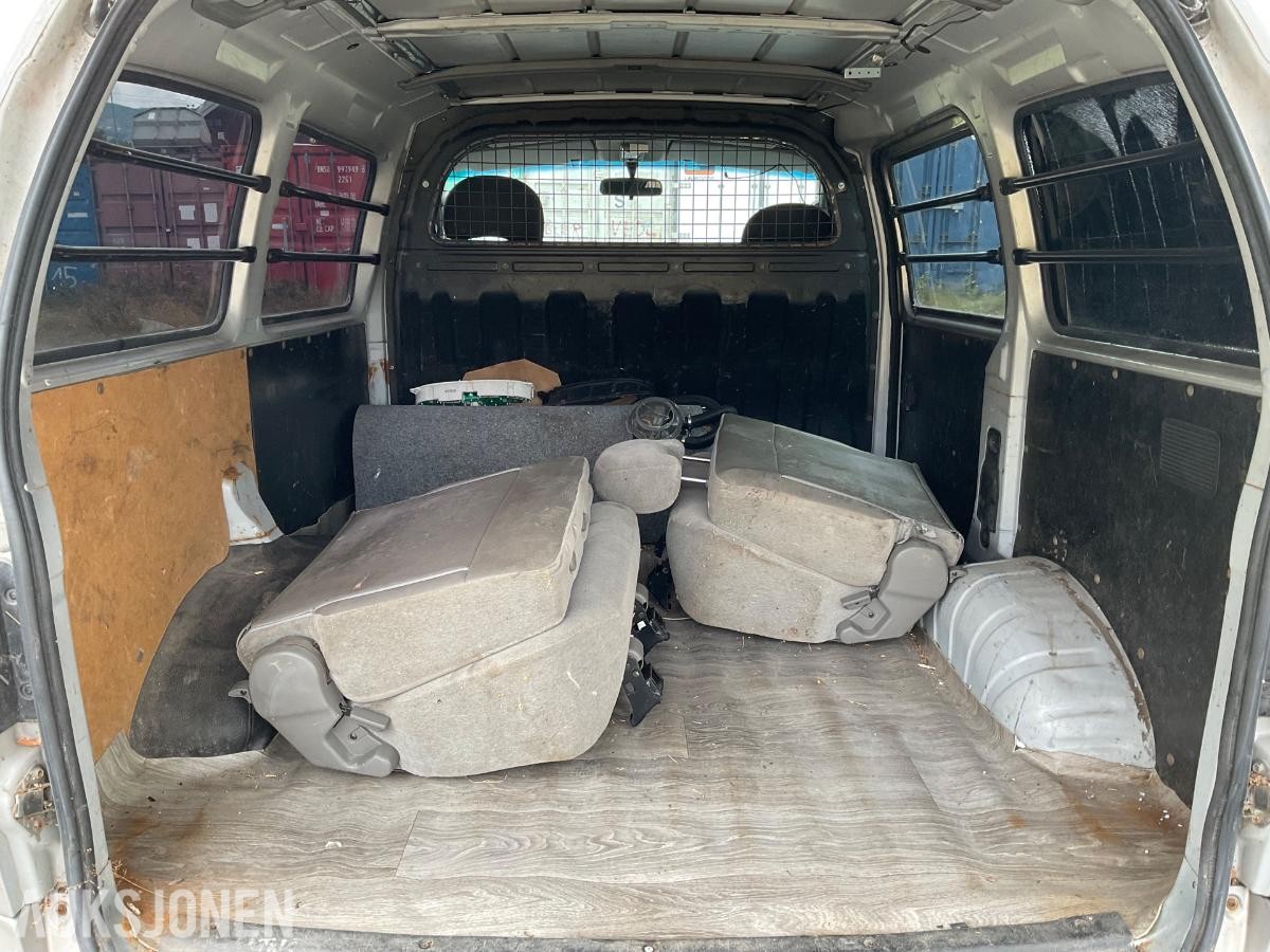 2000 Hyundai H 1 Bensin og Gassdrift