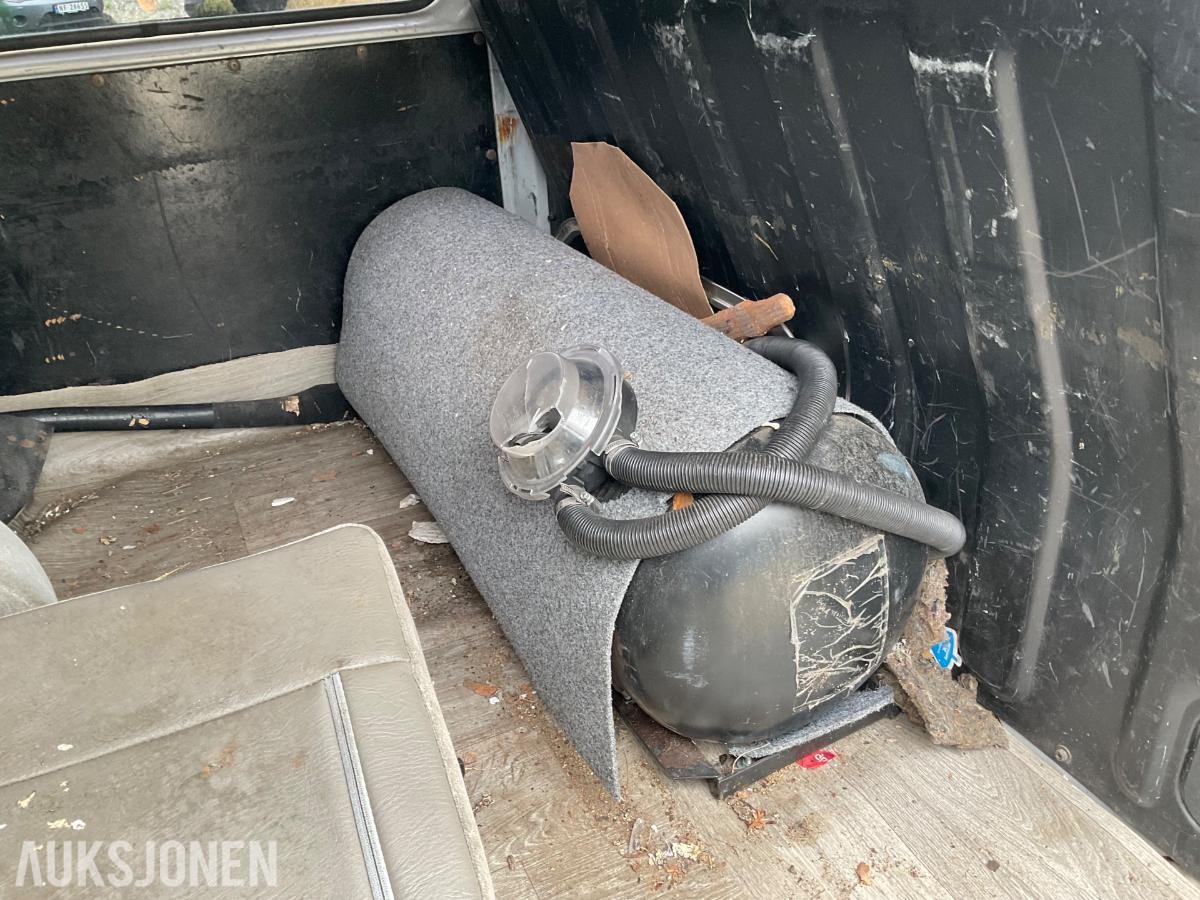 2000 Hyundai H 1 Bensin og Gassdrift