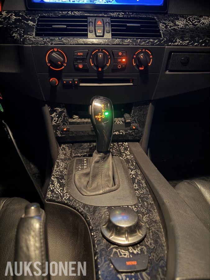 2005 BMW 5-serie 525I 2.5, Automat, Hengerfeste