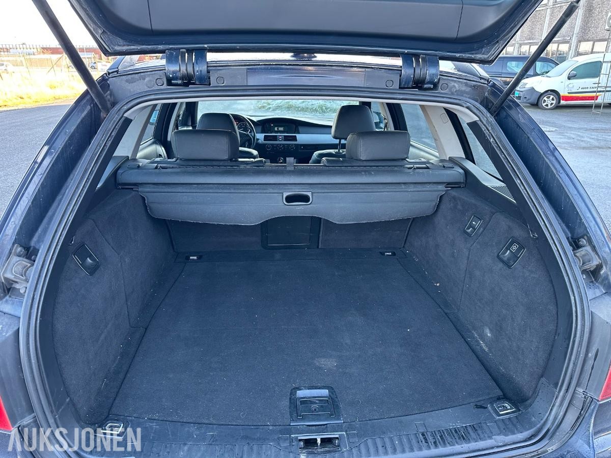 2005 BMW 5-serie 525I 2.5, Automat, Hengerfeste