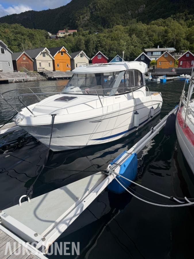 2013 Beneteau Antares 680 Med Suzuki 140HK