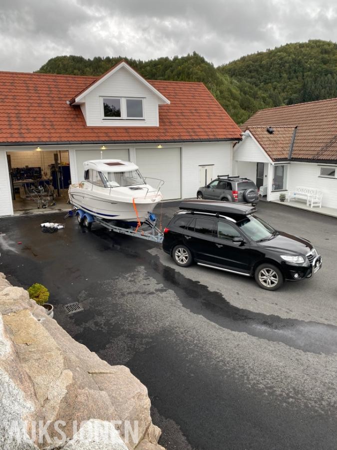 2013 Beneteau Antares 680 Med Suzuki 140HK