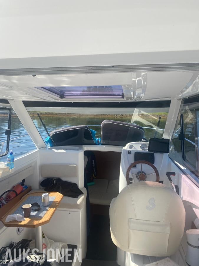 2013 Beneteau Antares 680 Med Suzuki 140HK